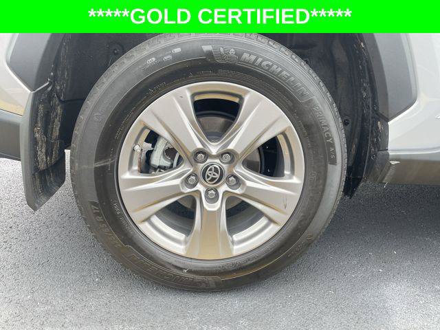 Certified 2024 Toyota RAV4 LE AWD/4WD image 35