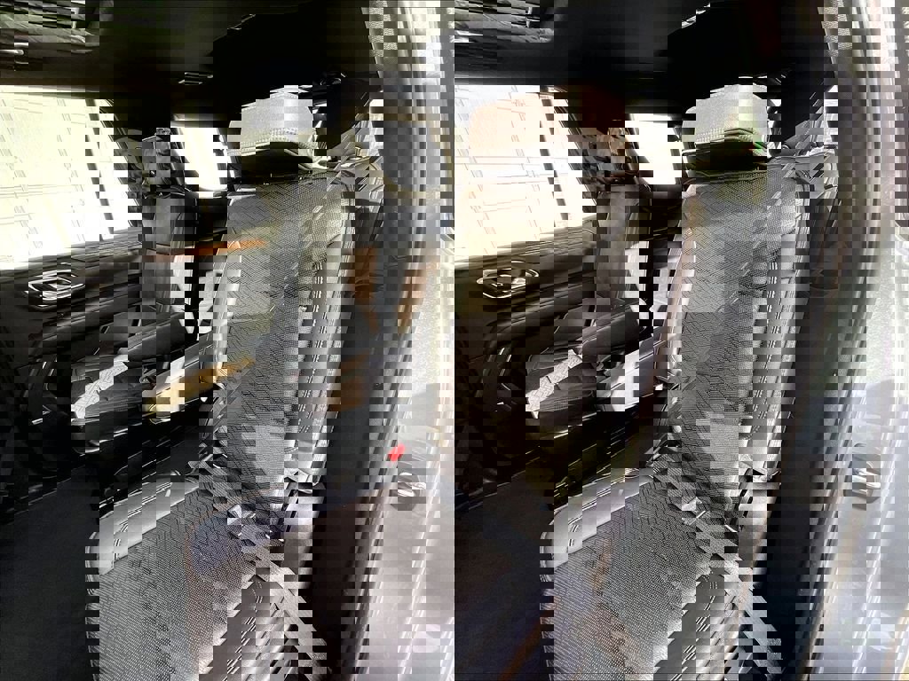 Used 2021 Chevrolet Tahoe High Country w/ Premium Package image 14