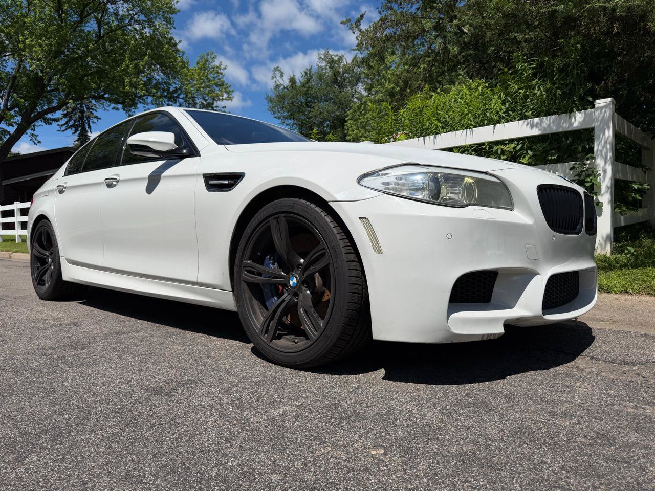 Used 2013 BMW M5 RWD image 32