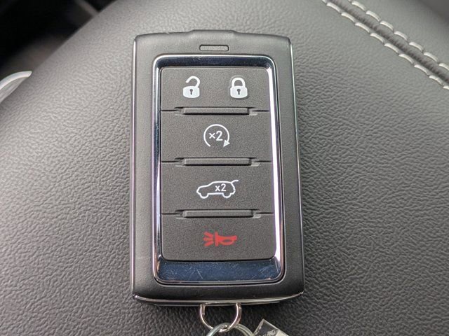 New 2025 Jeep Grand Cherokee Limited w/ Black Appearance Package image 26