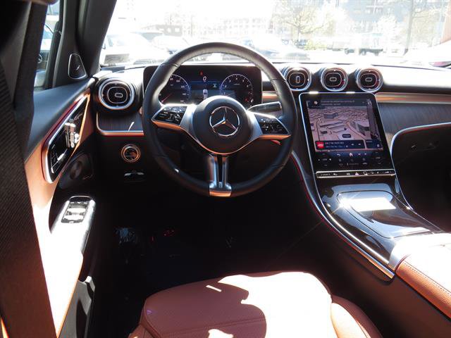 Used 2025 Mercedes-Benz C 300 4MATIC Sedan image 10