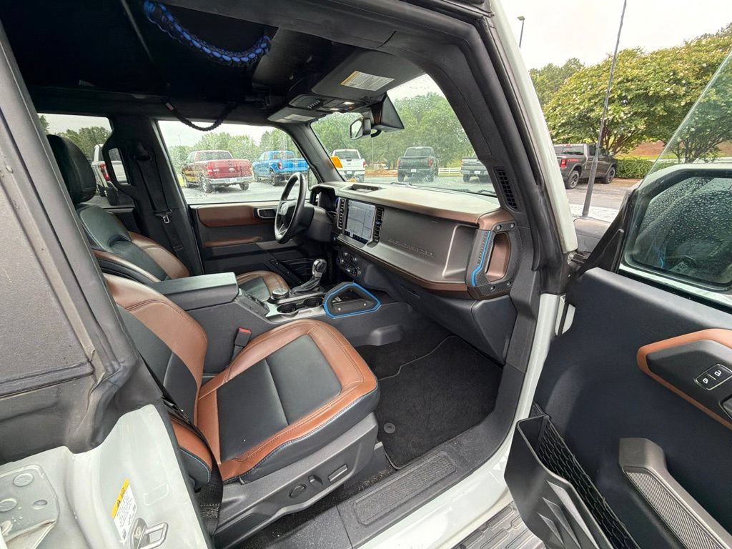 Used 2022 Ford Bronco Outer Banks AWD/4WD image 11