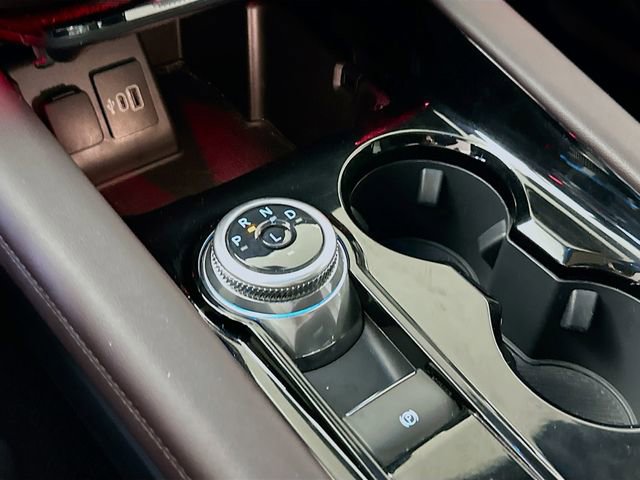 Used 2025 Ford Explorer Platinum w/ LUX Leather Package image 20