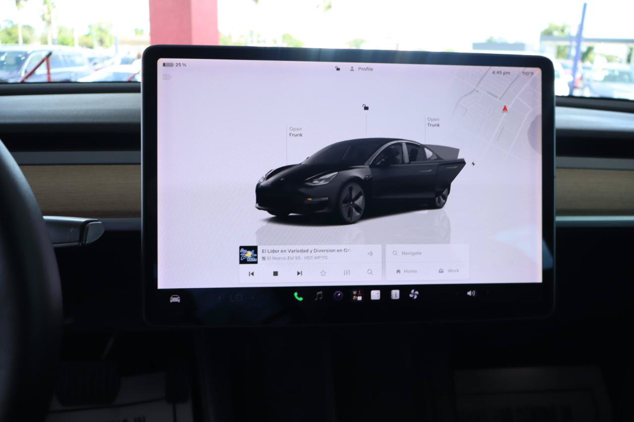 Used 2022 Tesla Model 3 Long Range AWD/4WD image 23