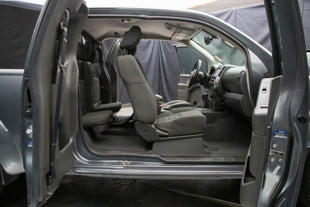 Used 2020 Nissan Frontier SV image 30