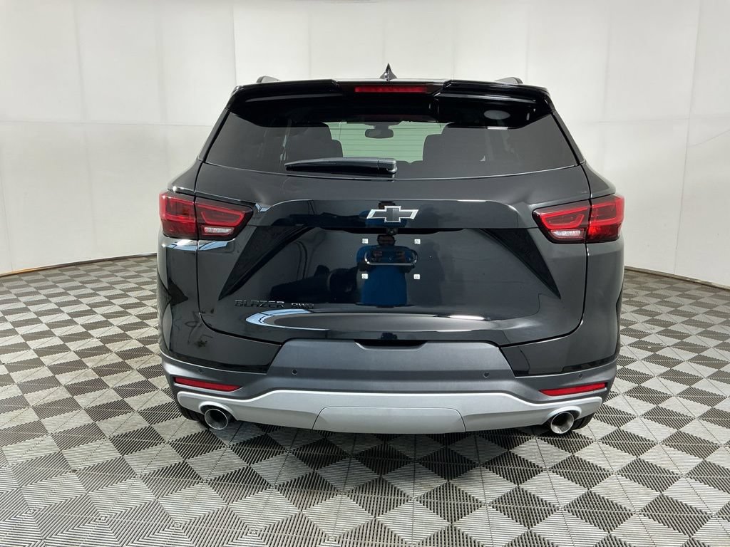 New 2026 Chevrolet Blazer LT w/ Convenience Package AWD/4WD image 8