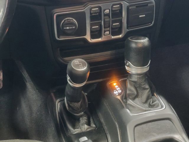 Used 2021 Jeep Wrangler Unlimited Sport image 24