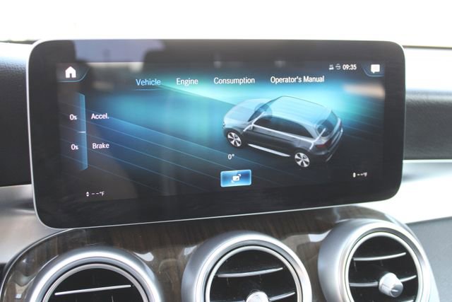 Used 2020 Mercedes-Benz GLC 300 4MATIC image 24