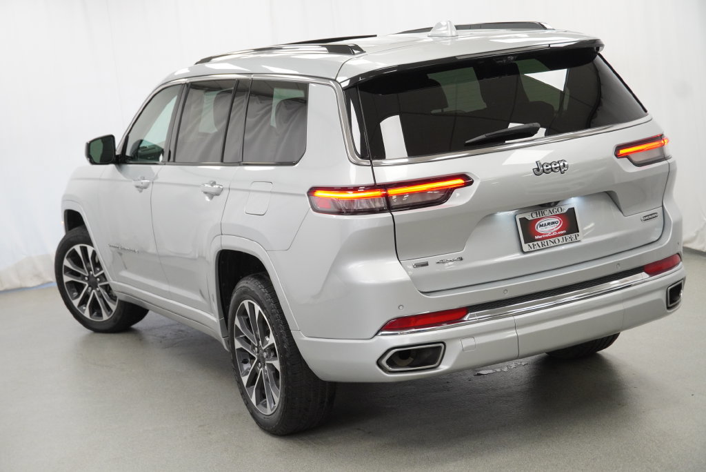 Used 2021 Jeep Grand Cherokee L Overland w/ Advanced Protech Group III AWD/4WD image 16