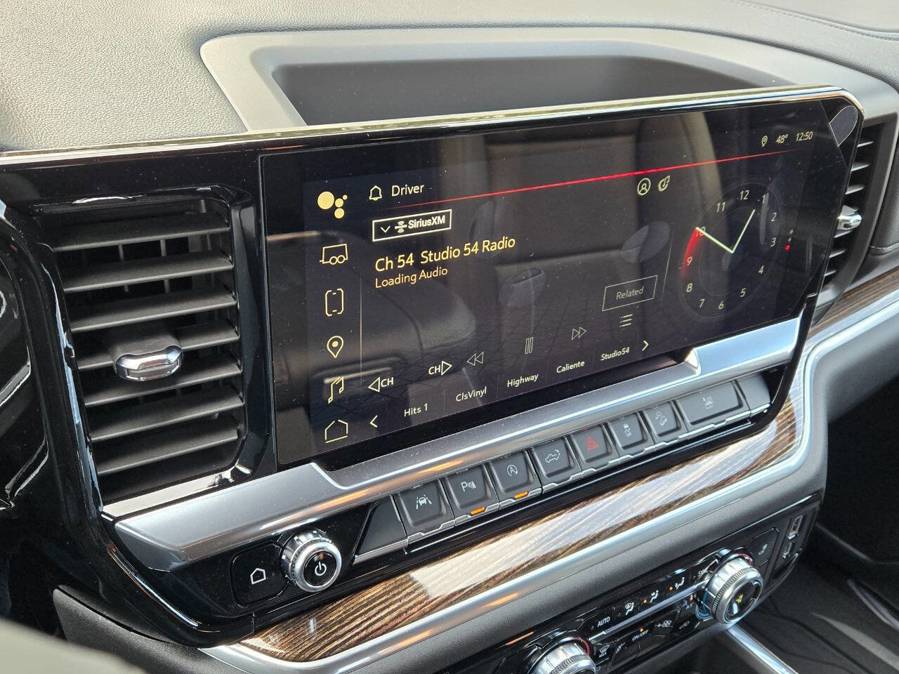 Used 2025 GMC Sierra 1500 Elevation w/ Elevation Premium Package image 34