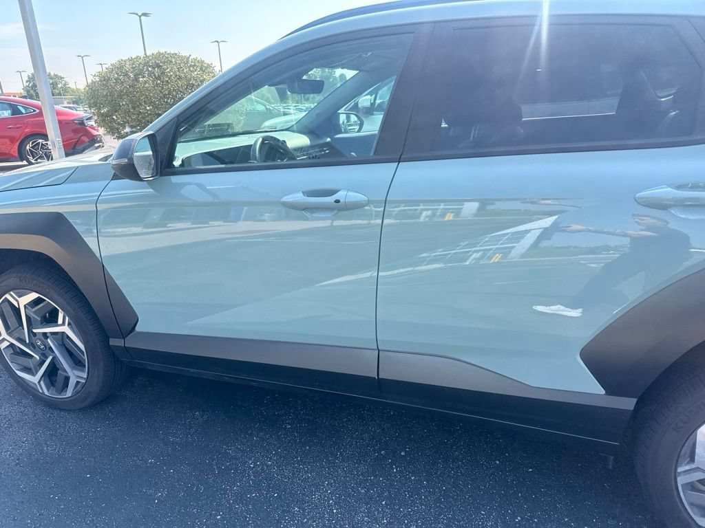 Used 2026 Hyundai Kona SEL Premium AWD/4WD image 7