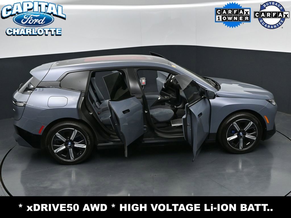 Used 2023 BMW iX xDrive50 w/ Sport Package AWD/4WD image 31