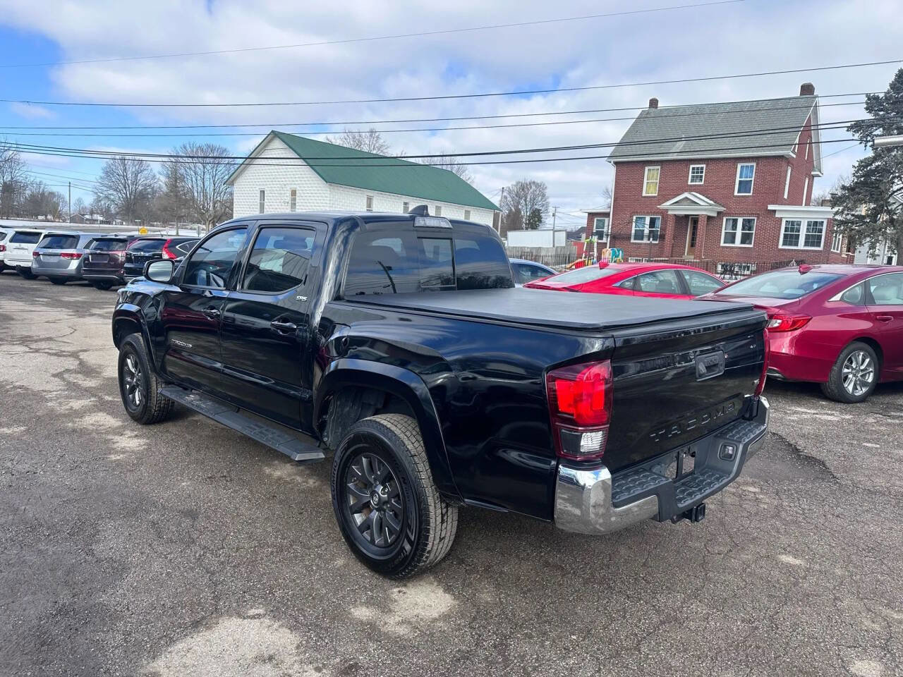 Used 2020 Toyota Tacoma SR5 image 8