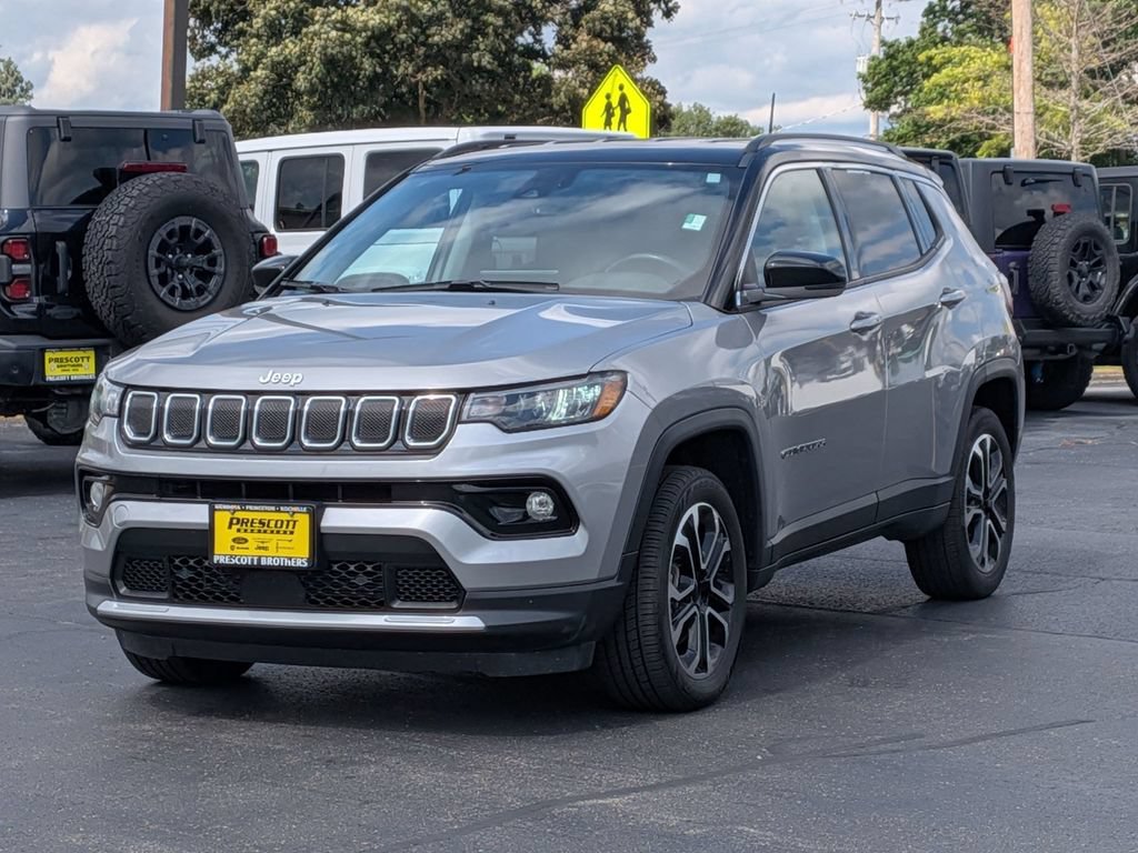 Used 2022 Jeep Compass Limited AWD/4WD image 3
