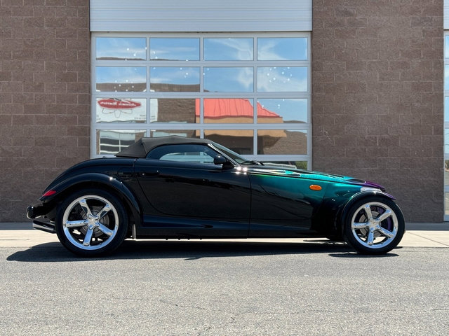Used 2000 Plymouth Prowler image 3