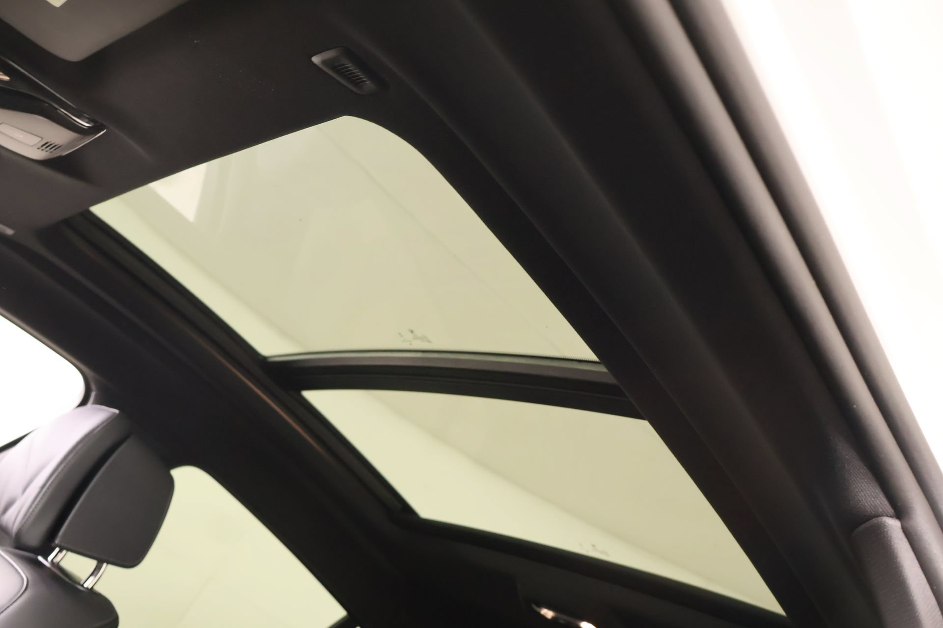 New 2027 BMW X6 xDrive40i AWD/4WD image 15
