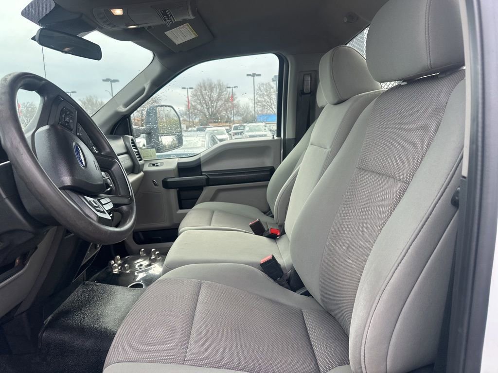 Used 2020 Ford F550 4x4 Regular Cab Super Duty image 7