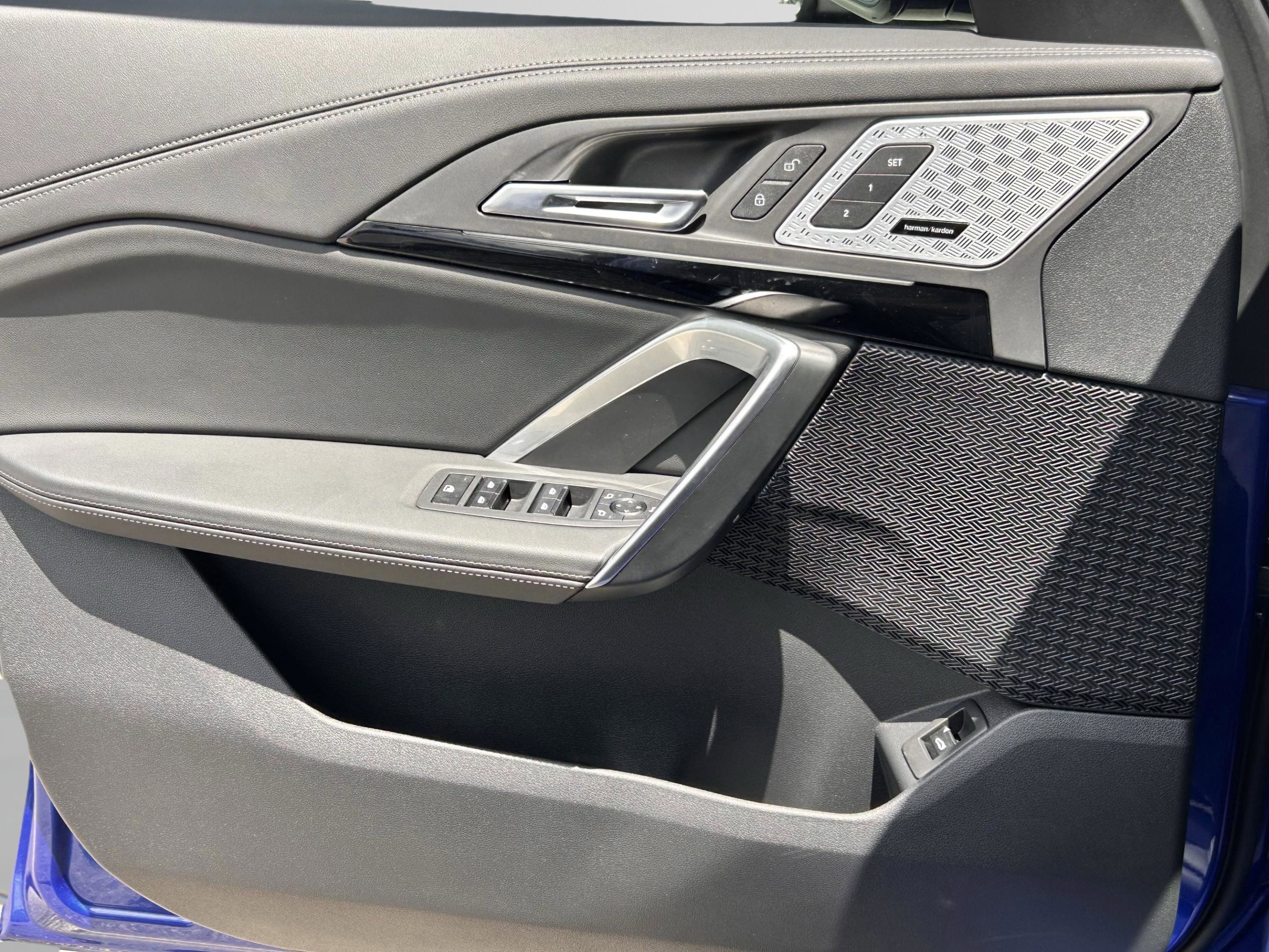 Used 2025 BMW X1 xDrive28i w/ Technology Package image 22