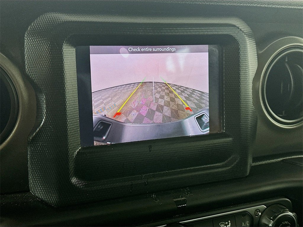 Used 2023 Jeep Gladiator Sport image 20