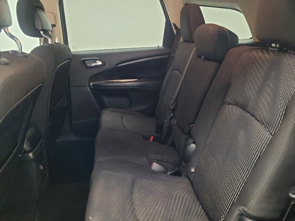 Used 2020 Dodge Journey SE w/ SE Popular Equipment Group FWD image 18
