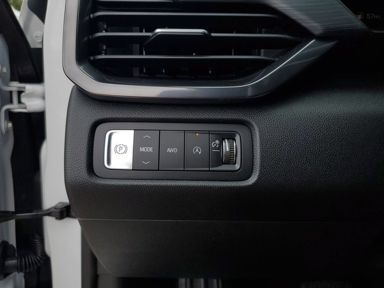 New 2026 GMC Acadia AT4 w/ Luxury Package AWD/4WD image 29