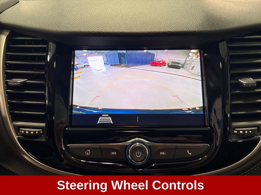 Used 2020 Chevrolet Trax LT FWD image 13