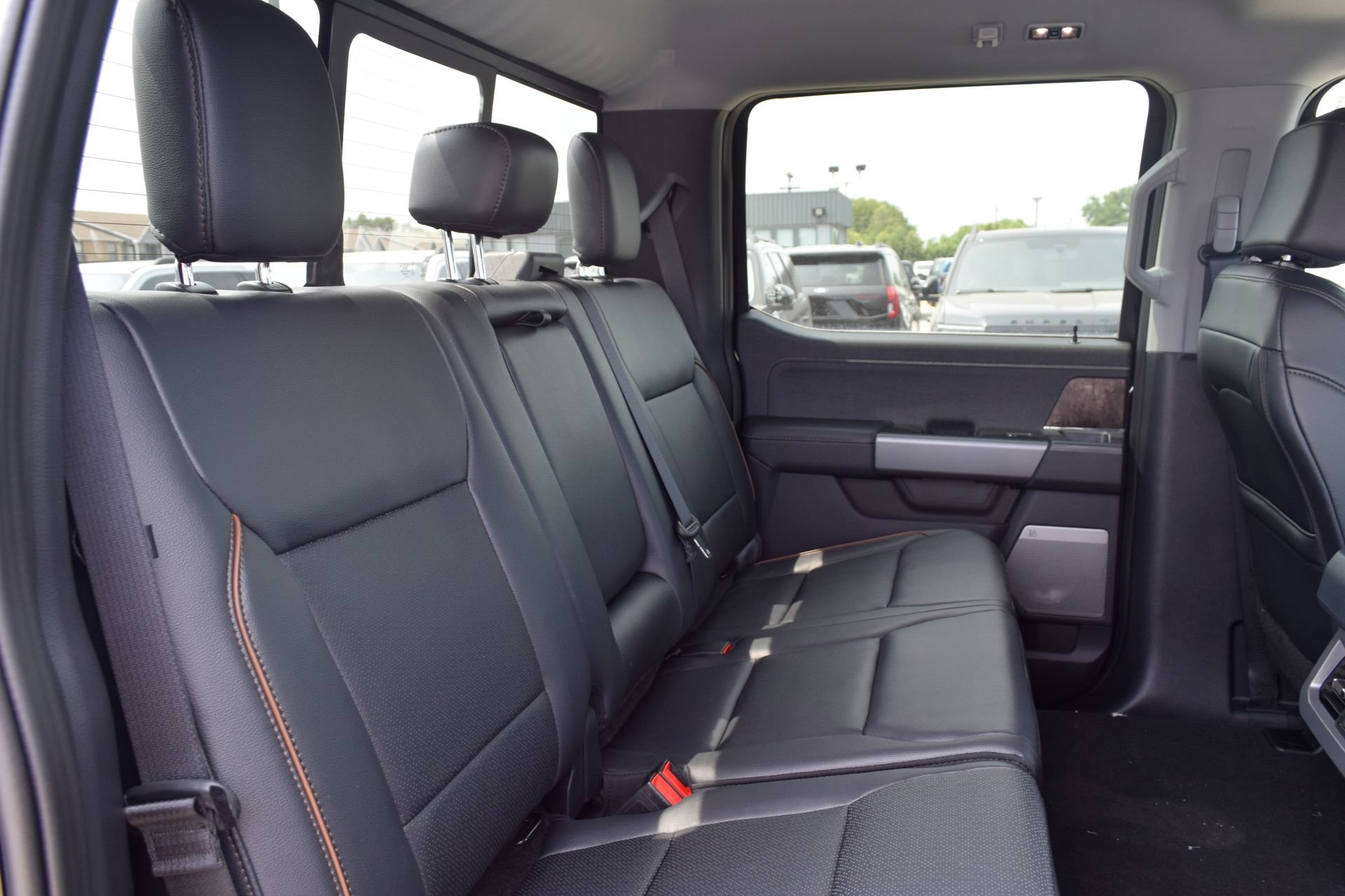 New 2026 Ford F350 Lariat w/ Lariat Premium Package AWD/4WD image 22