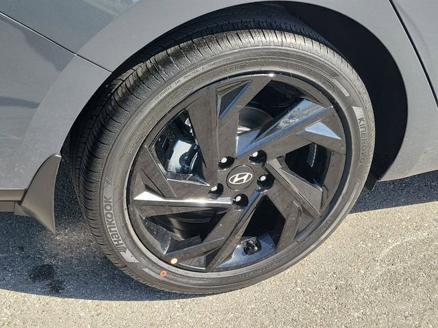New 2026 Hyundai Elantra SEL Sport Premium image 24