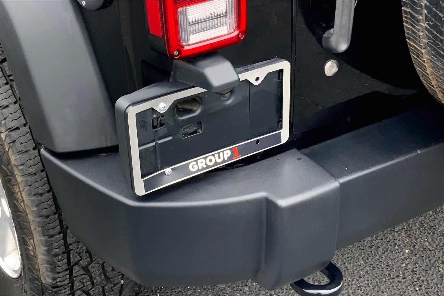 Used 2018 Jeep Wrangler Sport AWD/4WD image 31