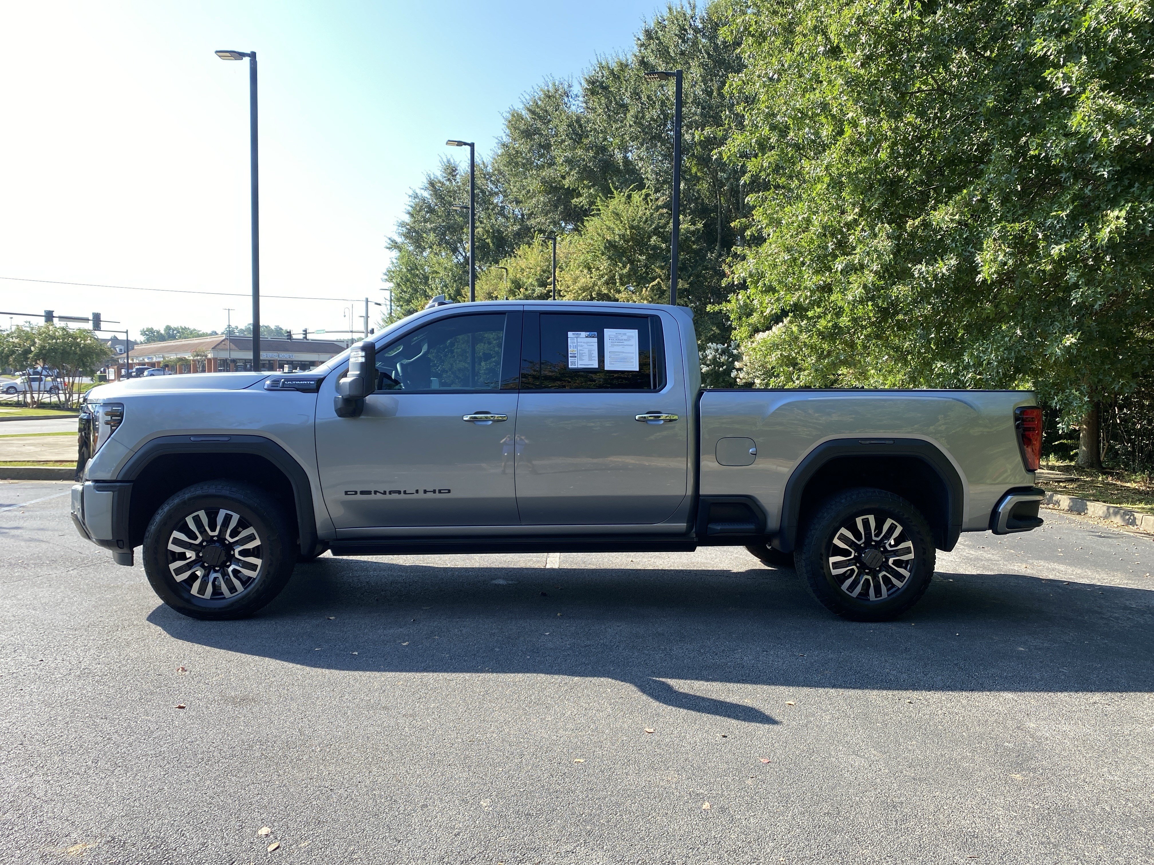 Used 2026 GMC Sierra 2500 Denali Ultimate AWD/4WD image 6