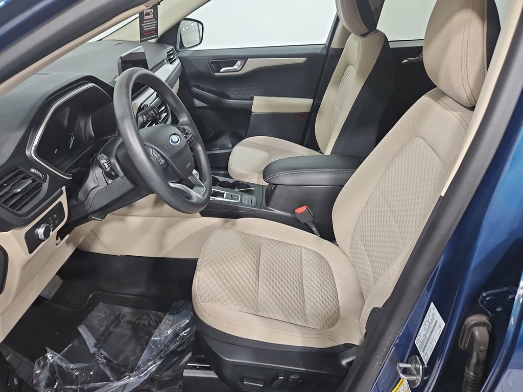 Used 2020 Ford Escape SE FWD image 10