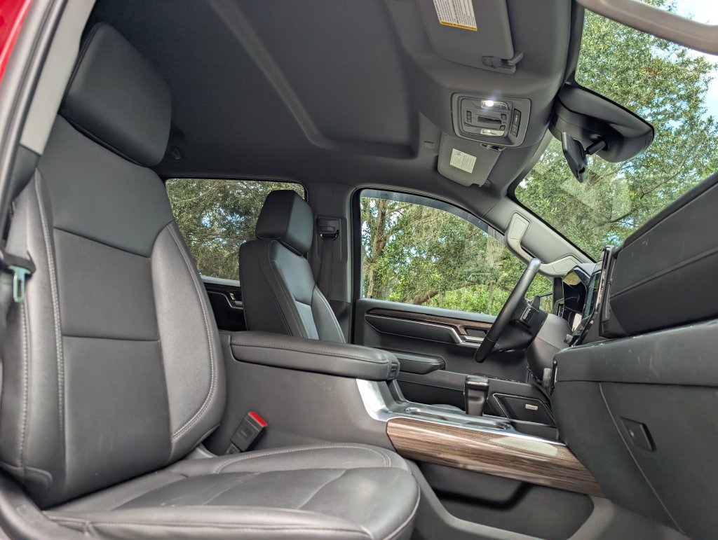 Used 2023 Chevrolet Silverado 1500 LT Trail Boss w/ Convenience Package II AWD/4WD image 22