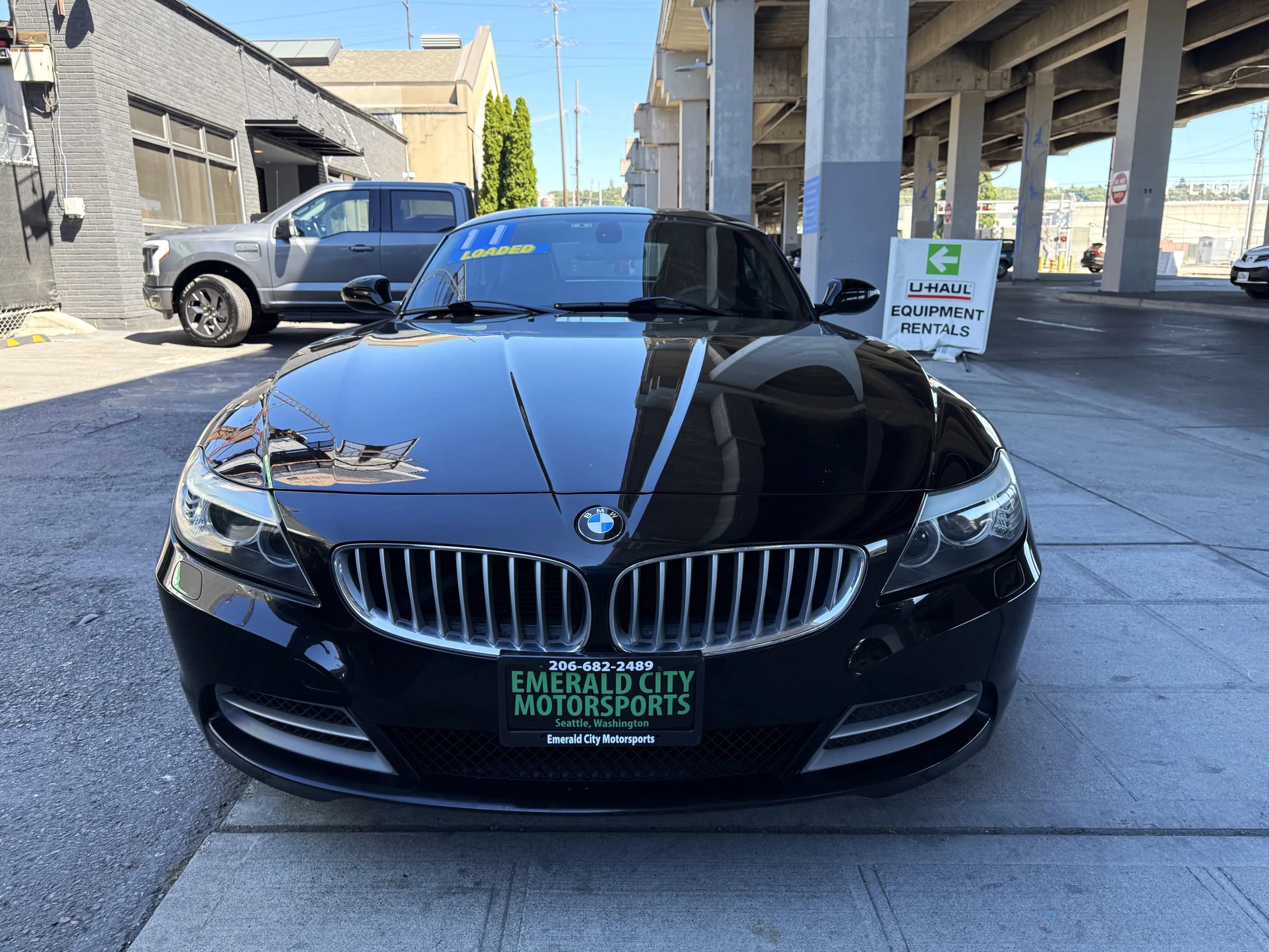 Used 2011 BMW Z4 sDrive35i RWD image 2