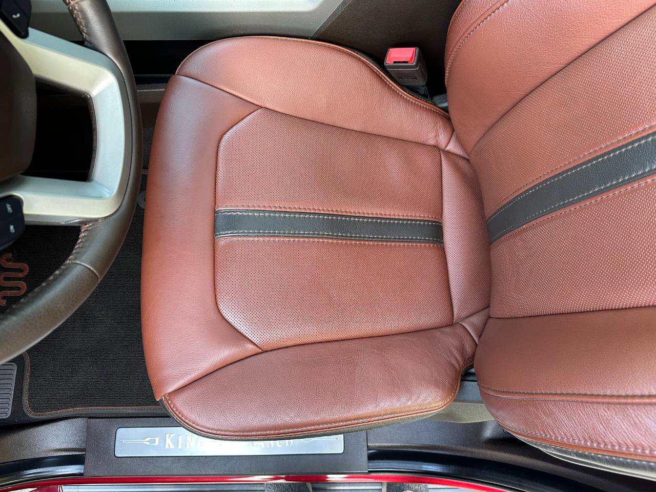 Used 2019 Ford F350 King Ranch w/ King Ranch Ultimate Package AWD/4WD image 12