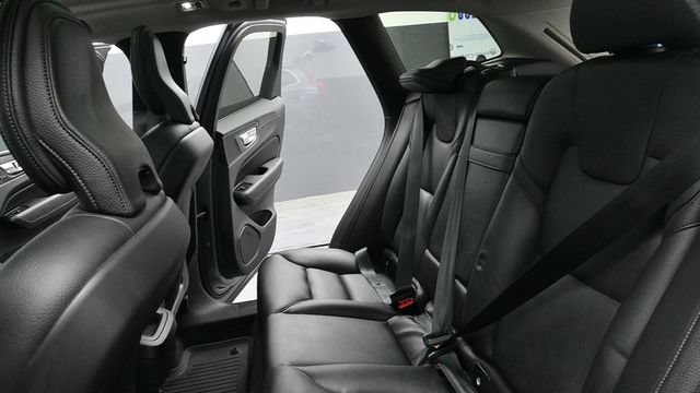 Used 2019 Volvo XC60 T6 Momentum w/ Advanced Package AWD/4WD image 21