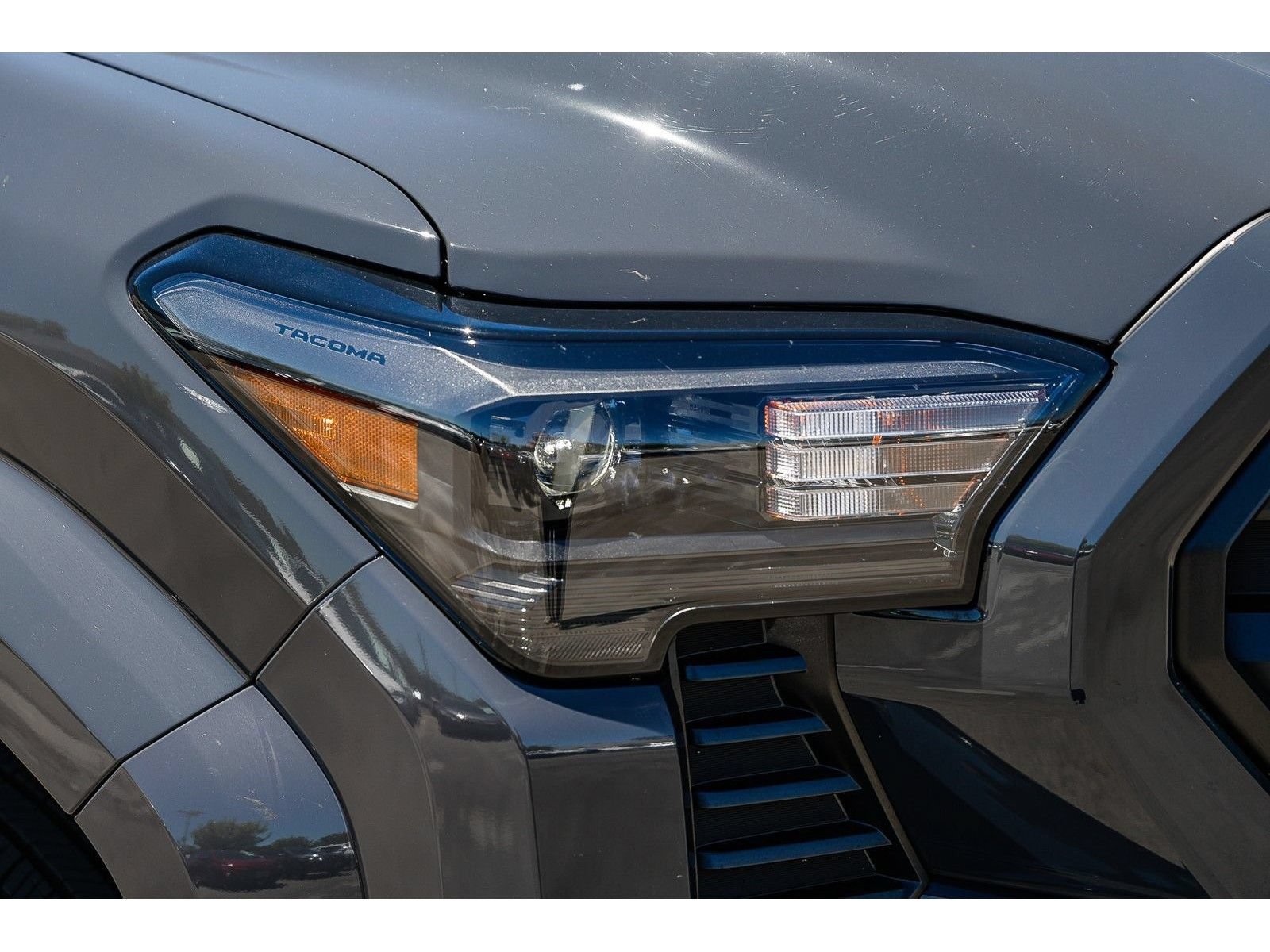 Used 2026 Toyota Tacoma SR5 AWD/4WD image 8