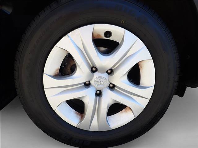 Used 2013 Toyota RAV4 LE AWD/4WD image 7