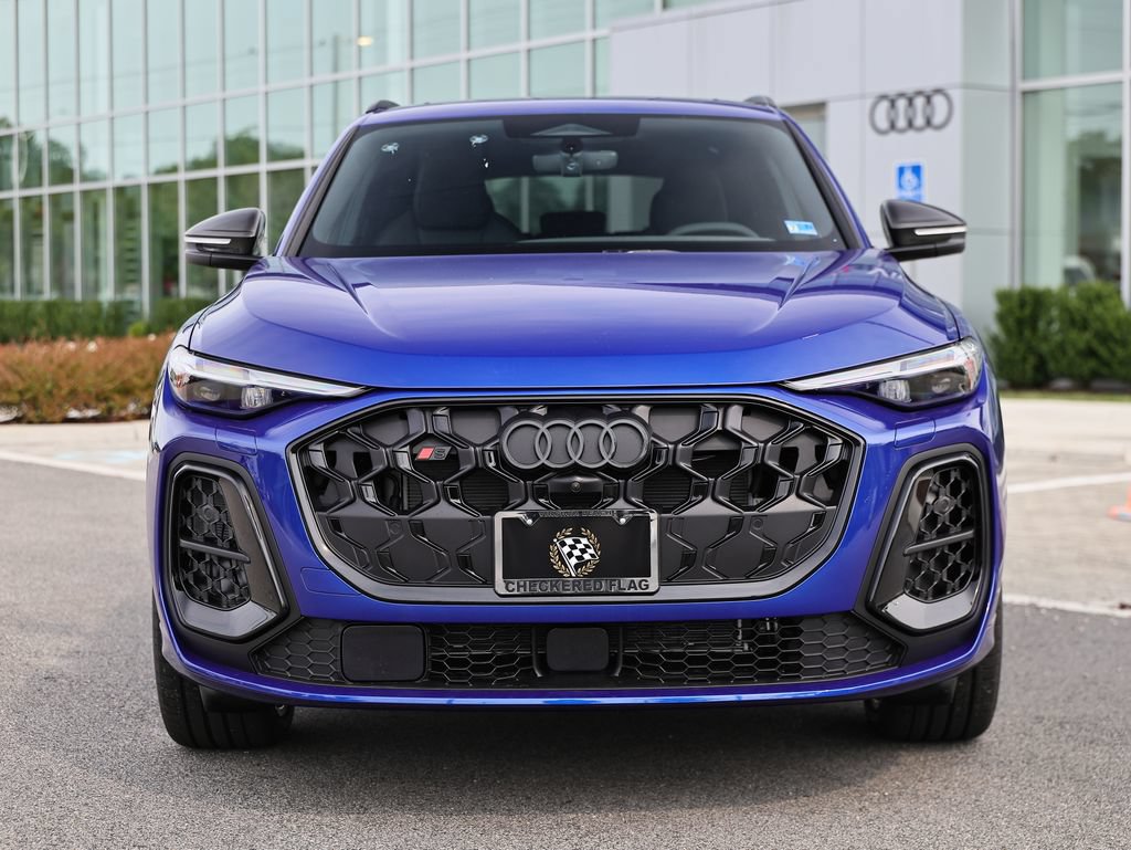 New 2026 Audi SQ5 Prestige AWD/4WD image 13