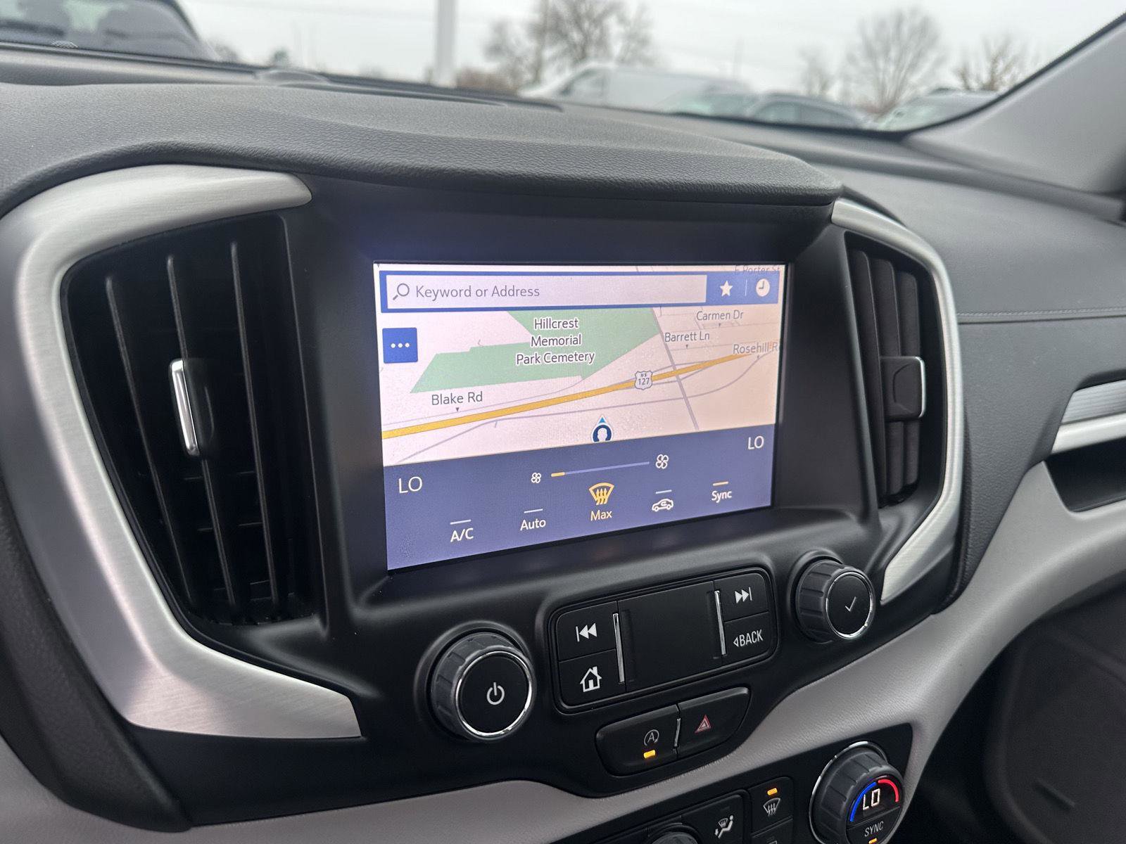 Used 2022 GMC Terrain SLT w/ Infotainment Package II image 38