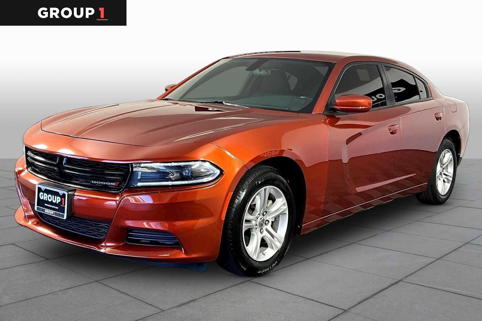 Used 2022 Dodge Charger SXT image 1