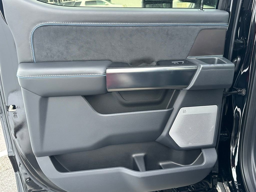 New 2026 Ford F350 Platinum w/ Tremor Off-Road Package image 13