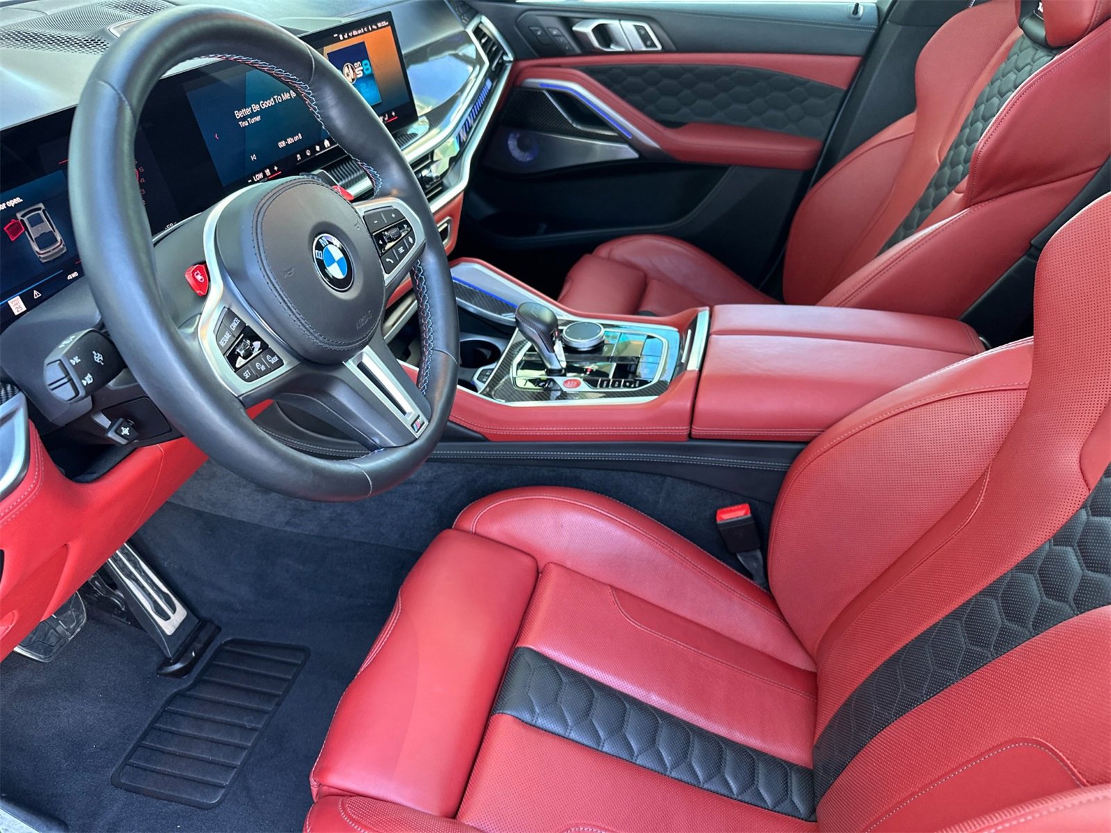 Used 2025 BMW X6 M Competition w/ Executive Package image 10
