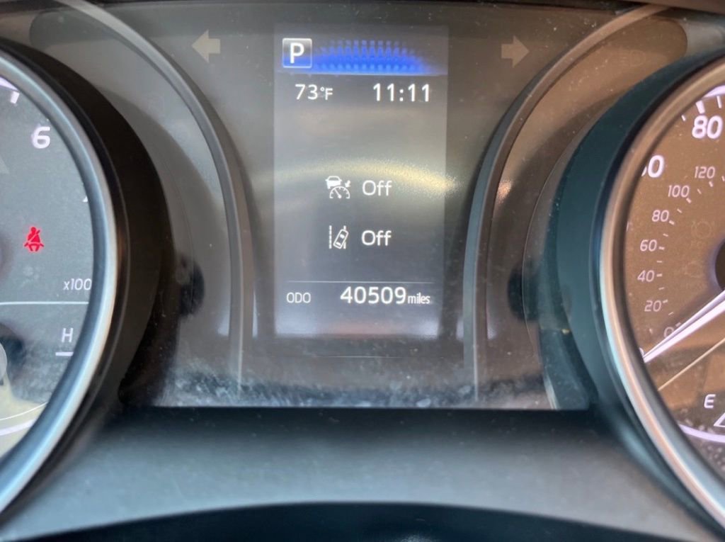 Used 2023 Toyota Camry SE image 13