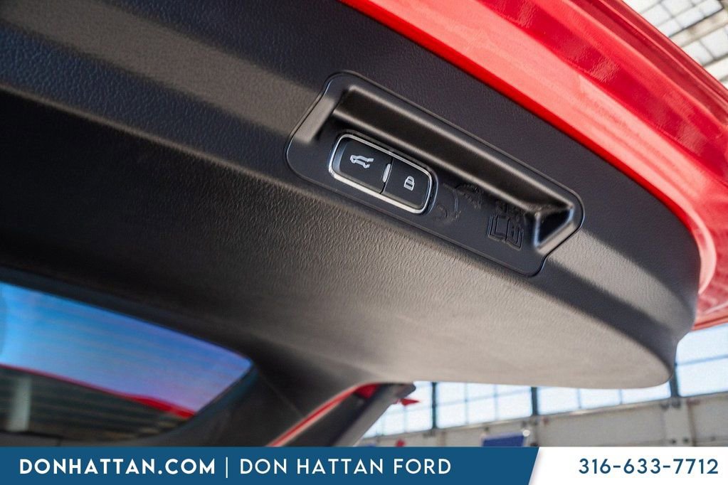 Used 2022 Ford Explorer Limited w/ Equipment Group 301A image 38