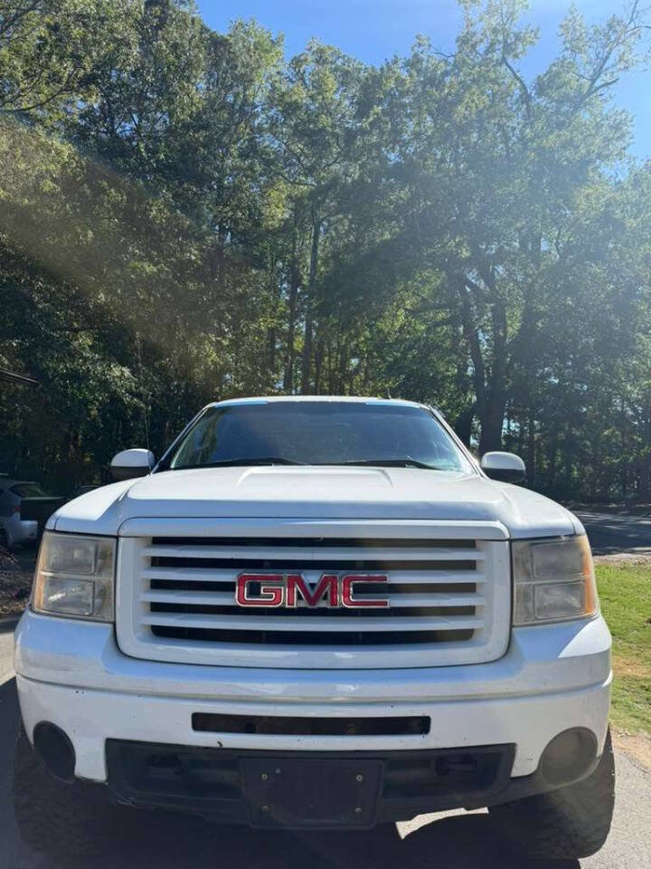 Used 2011 GMC Sierra 1500 SLE image 9