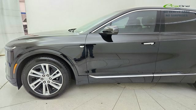Used 2024 Cadillac Lyriq Tech RWD image 10
