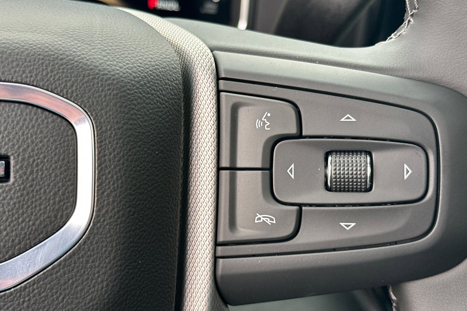 New 2026 GMC Sierra 2500 Denali w/ Denali Reserve Package image 28