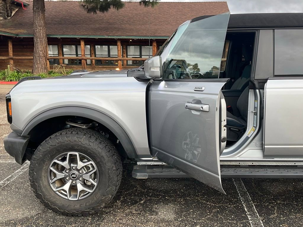 Used 2023 Ford Bronco Outer Banks image 51