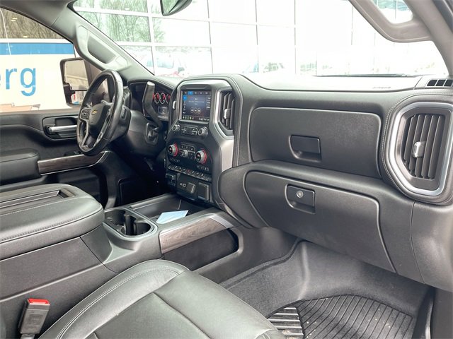 Certified 2020 Chevrolet Silverado 2500 LTZ w/ LTZ Plus Package image 27