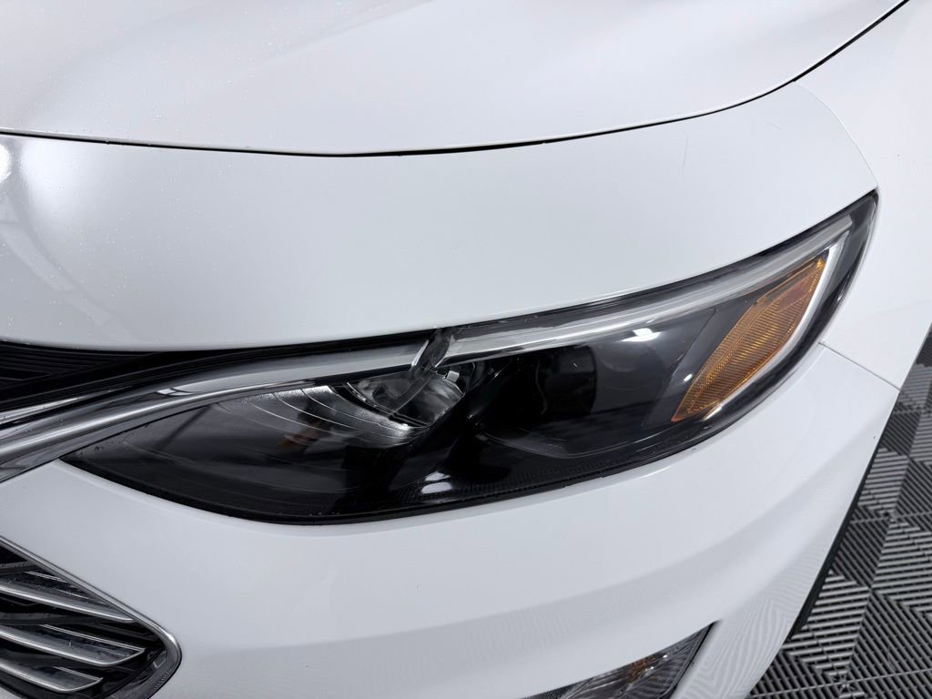 Used 2025 Chevrolet Malibu LT image 26